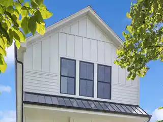 New Construction Single Family Home in Roscoe Village