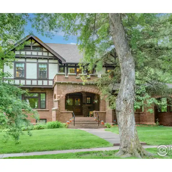 THE EASTMAN REID COLLINS HOME