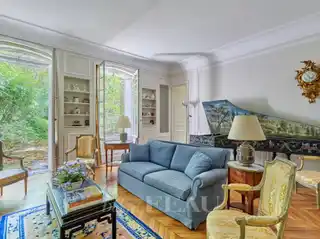 Garden-Level Apartment in a Prestigious Building