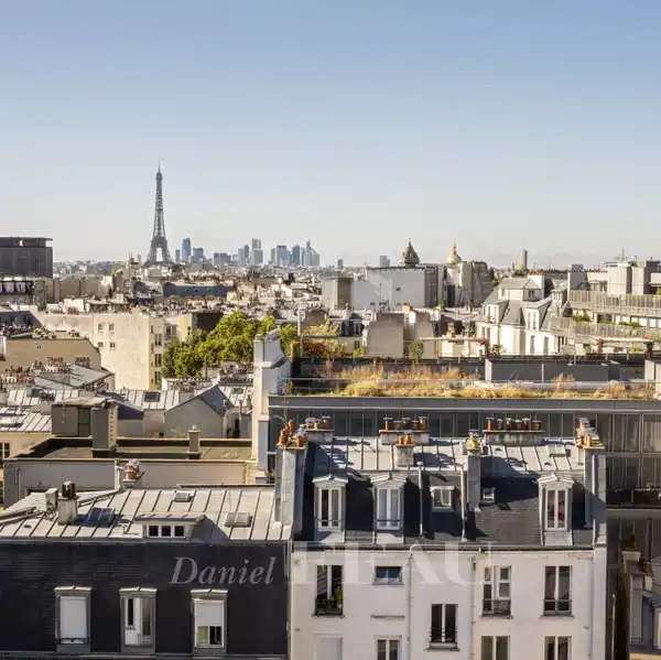 EXCEPTIONAL APARTMENT WITH A PANORAMIC VIEW TERRACE