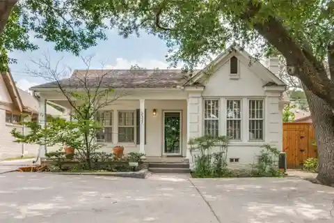 Charming 1933 University Park Cottage
