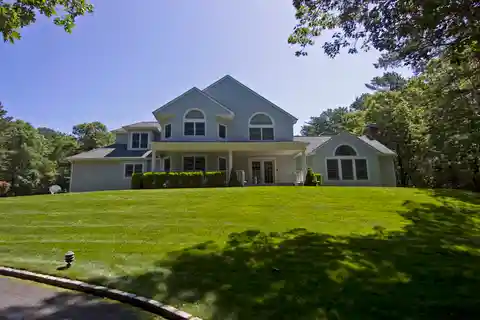 Beautiful Two-story Traditional Deerfield Home