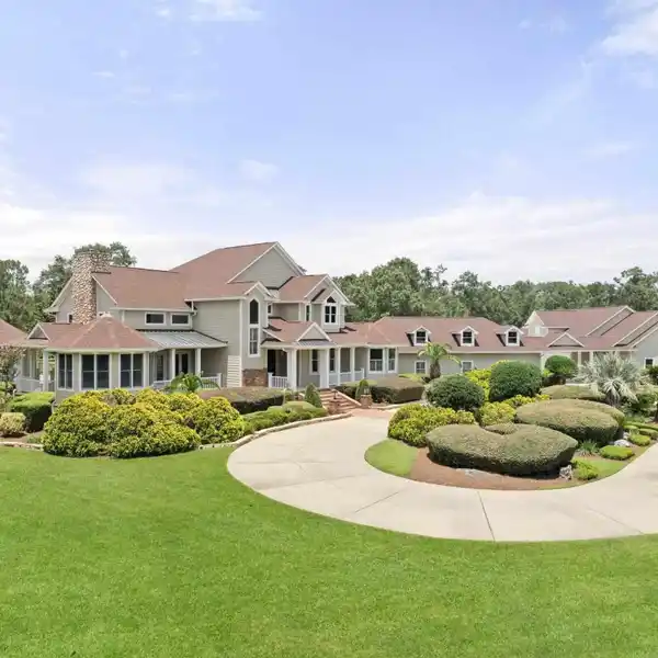 150-ACRE PRIVATE MOLINO ESTATE WITH ENDLESS POSSIBILITIES