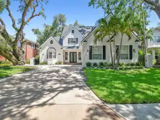 Beautifully Renovated Home in Parkland Estates