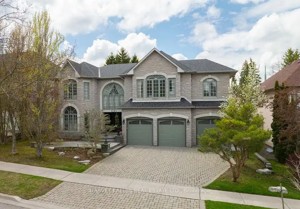 Exquisite Custom Residence in Bowan Estates