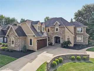 Beautifully Maintained Stucco Home