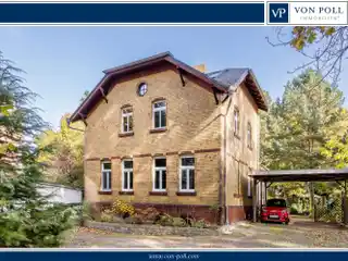 Historic Property with Large Plot Close to the Water