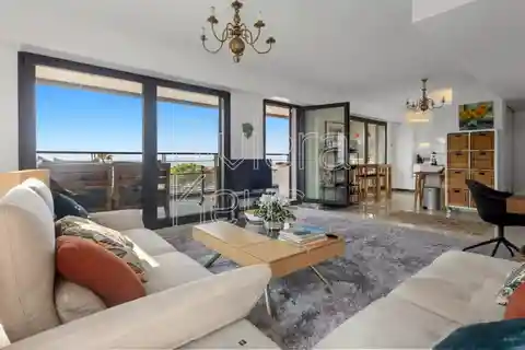 Modern Upscale Residence Bathed in Natural Light