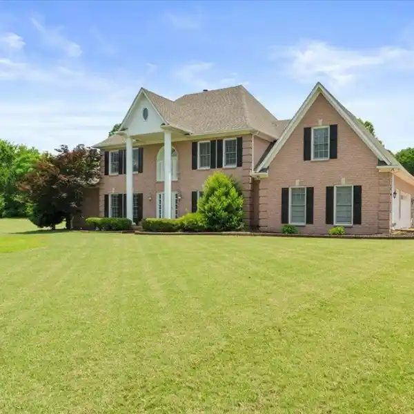 RARE FOUR-ACRE PROPERTY