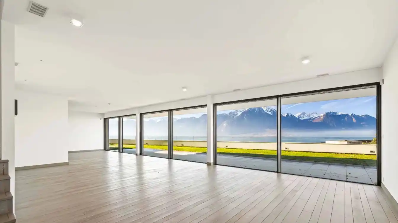 Gorgeous Apartment with Great Views
