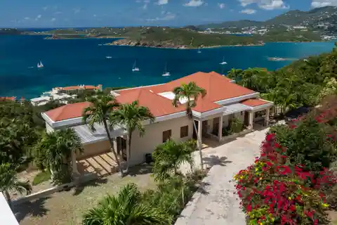 Exquisite Residence with Breathtaking Sea Views