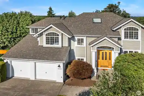 Gorgeous Move-In Ready Burnstead Home