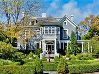UPDATED EAST LAKE FOREST ESTATE