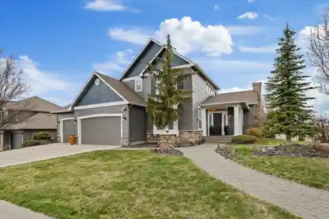 Corner Property in Desirable Trickle Creek