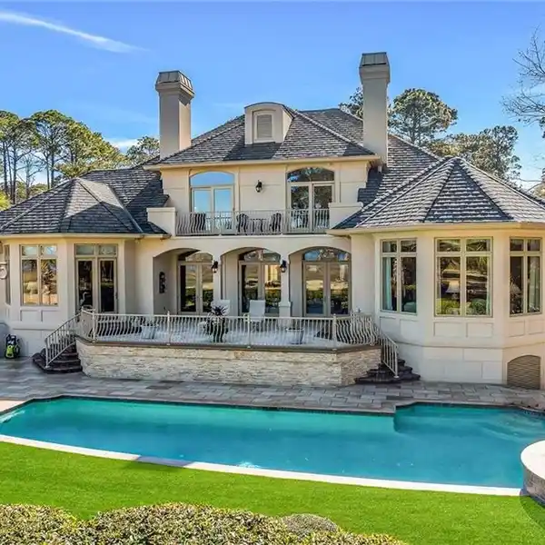 METICULOUSLY DESIGNED HOME IN LONG COVE