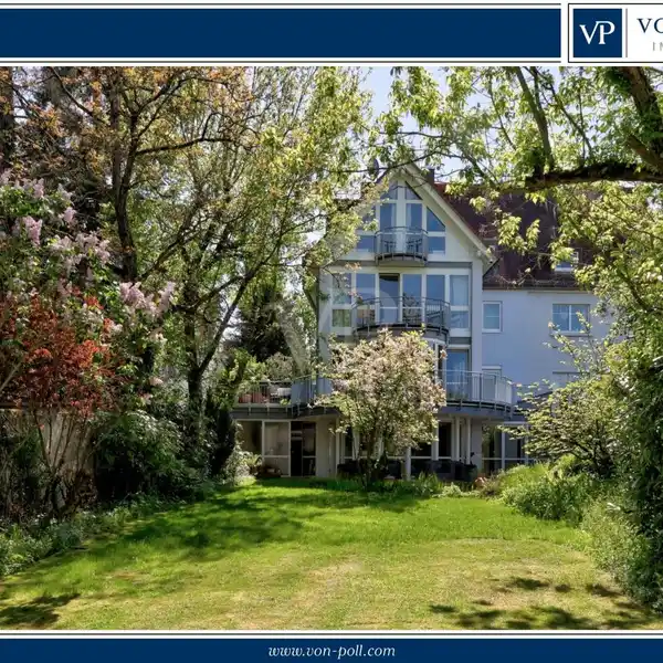 STYLISHLY RENOVATED SEMI-DETACHED HOUSE IN A PRIME LOCATION