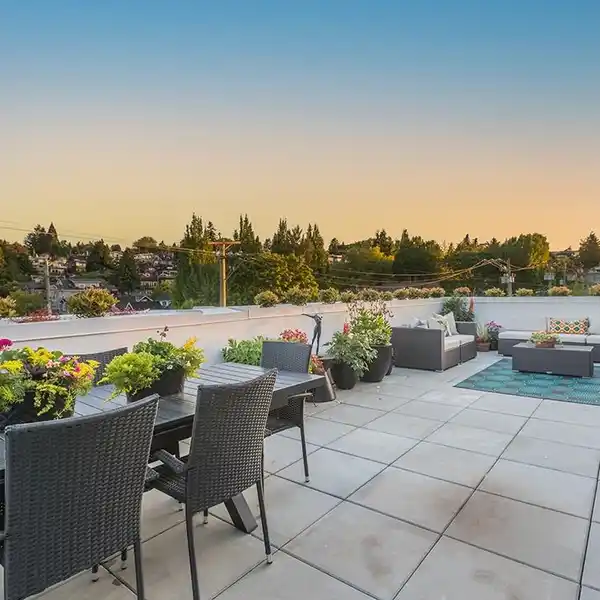BRAND NEW PENTHOUSE WITH EXPANSIVE OUTDOOR SPACE