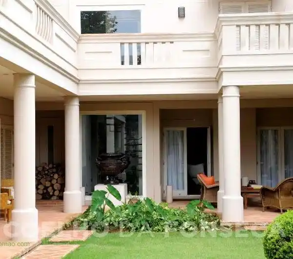 STUNNING PROPERTY