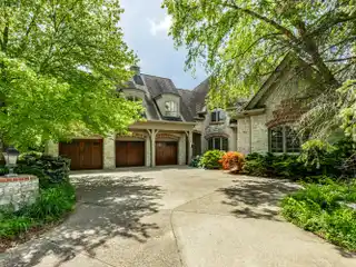 Serene Sanctuary in Oxbow Estates