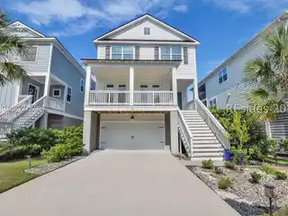 Versatile Property Steps to the Beach