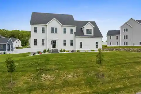 Better-than-new Colonial Home