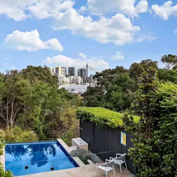 RESORT-STYLE SANCTUARY