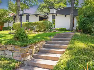 Mid-Century Marvel Nestled in White Rock
