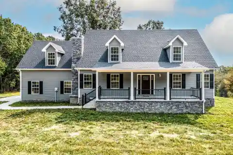 New Custom Home on 30 Acres