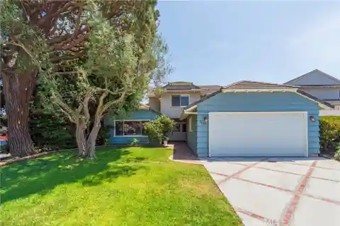 Wonderfully Updated Charmer in the Heart of Torrance