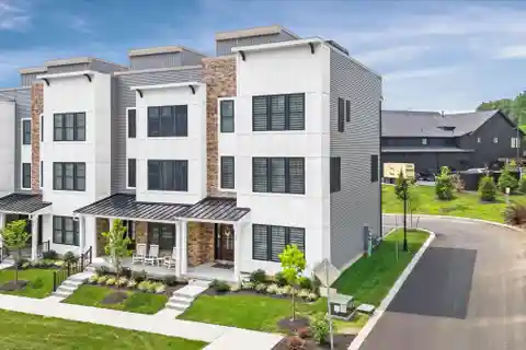 Move-In-Ready End-Unit Townhome in Towns at Newtown Walk