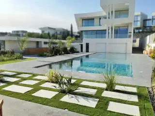 Luxurious Spacious Villa