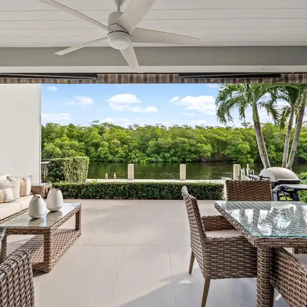 BESPOKE MASTERPIECE OF CONTEMPORARY DESIGN