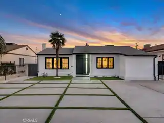 Beautifully Upgraded Home in North Hollywood