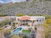CONTEMPORARY HOME HIGH IN VENTANA CANYON