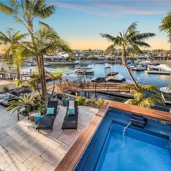 PRESTIGIOUS DOUBLE-LOT WATERFRONT ESTATE ON NEWPORT ISLAND