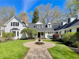 Classic Beauty on Nearly Three Acres