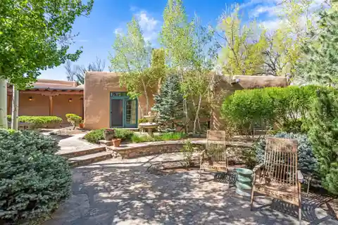 Extraordinary Compound in the Historic Eastside