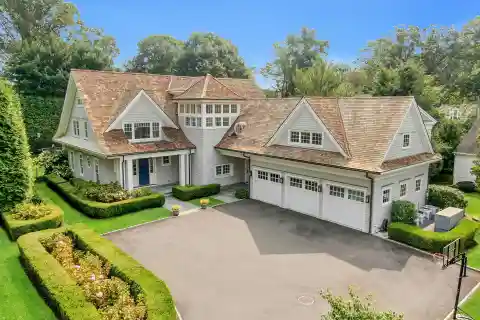 Timeless Estate of Uncompromising Craftsmanship