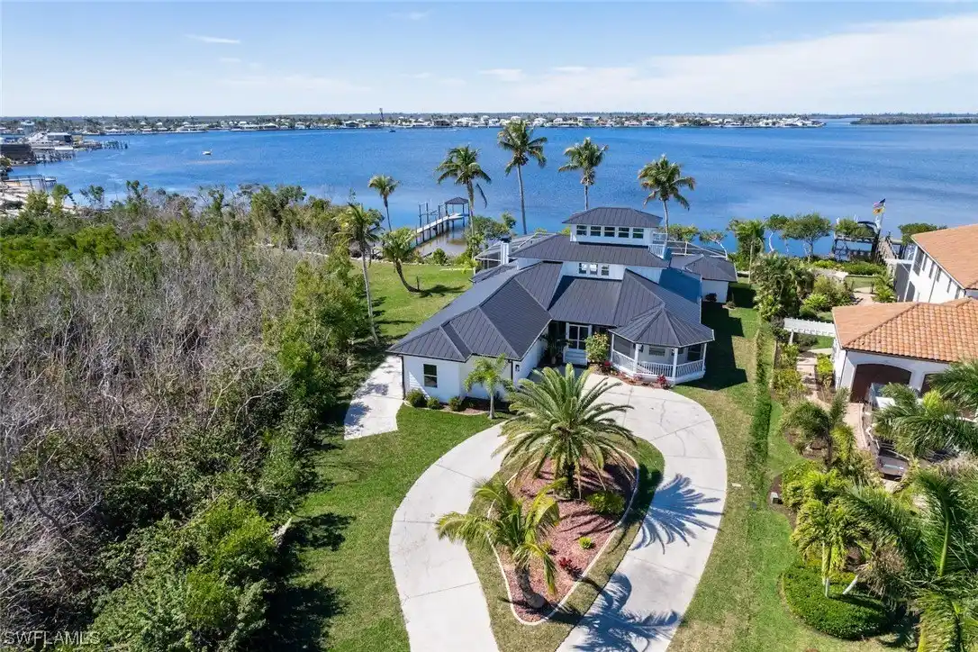 Unparalleled Waterfront Residence