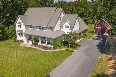 Craftsman-Style Farmhouse on Just over an Acre