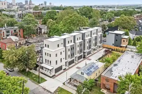 New Residence in the Burik Luxury Townhomes