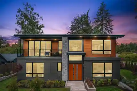 Modern Living in Charming Medina Heights