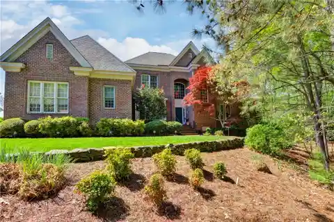 River and Golf-Front Home in Governor's Land