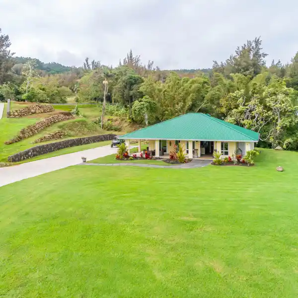 NINE-PLUS-ACRE PROPERTY IN SOUGHT-AFTER KUKUIHAELE