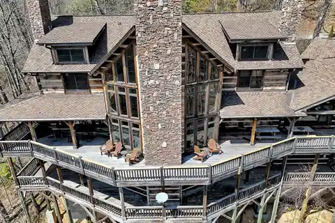 Elevated Mountain Living in This Exquisite Log Home
