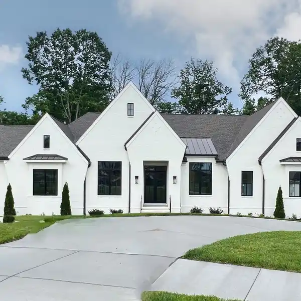 STUNNING AND THOUGHTFULLY DESIGNED NEW CONSTRUCTION