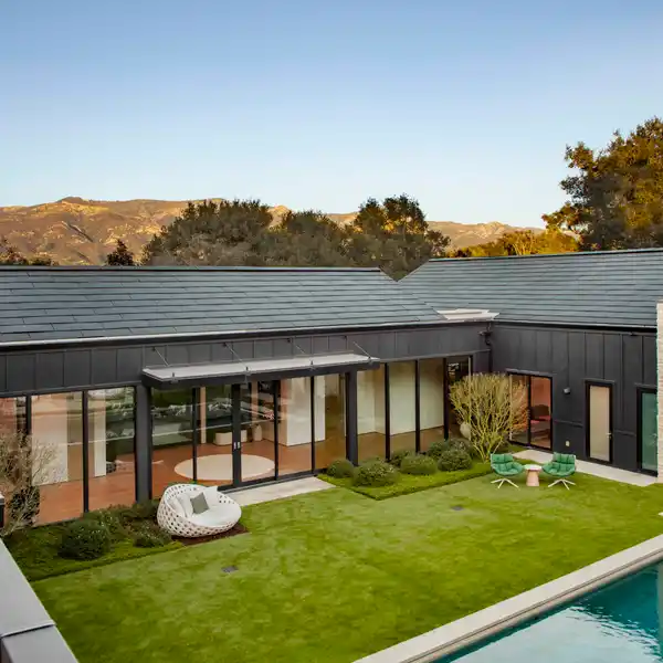 MODERN MASTERPIECE IN THE HEART OF HOPE RANCH