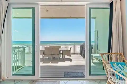 Gulf Front Townhome Directly on the Sand
