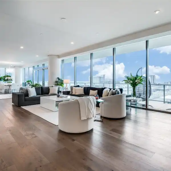 PREMIUM SOUTH-FACING UNIT AT WINDROSE TOWER