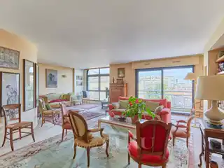 Peaceful Apartment with Open Views